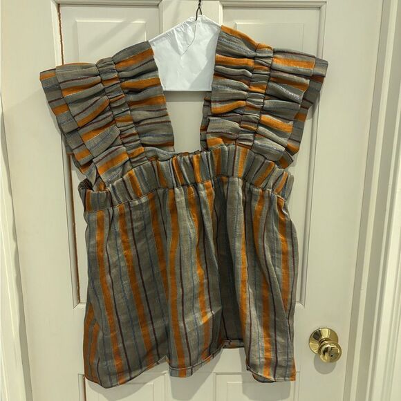 Inclan Studio Knoll Top - Picture 2 of 6